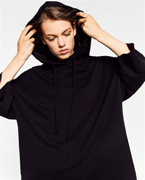 zara oversized sweatshirt